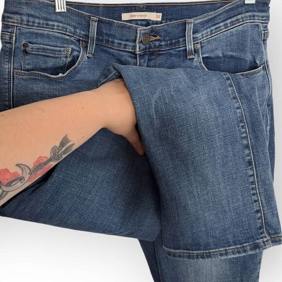 Levi's Women's 505 Straight Jeans size 32 - Picture 3 of 7